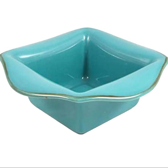 Southern Living At Home Other - Gail Pittman, Southern Living At Home: Tuscan   Square Bowl teal/40 Oz